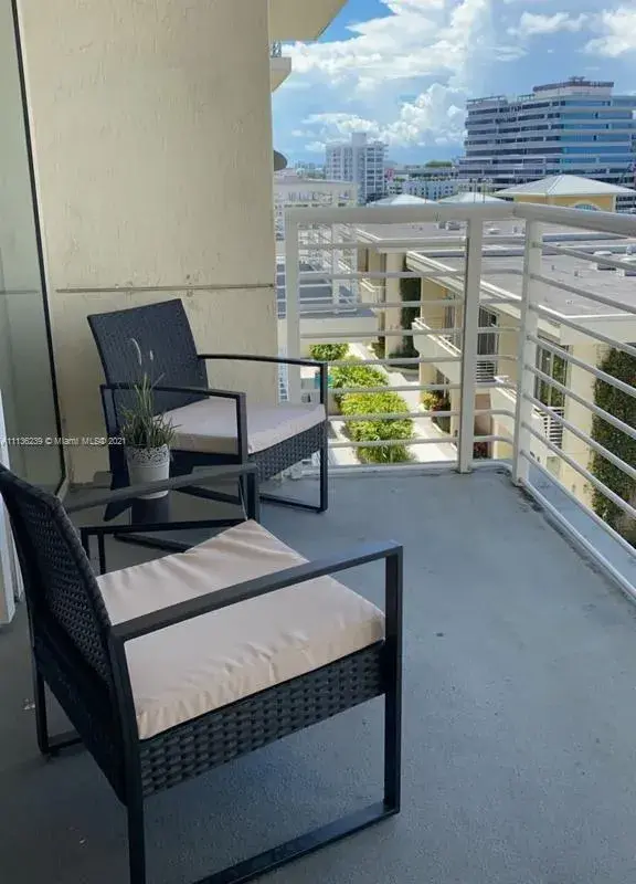 3250 NE 1st Ave # 810, Miami FL 33137