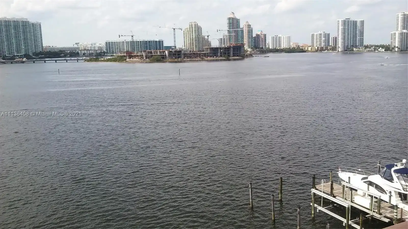 17878 N Bay Rd # 207, Sunny Isles Beach FL 33160 photo 3