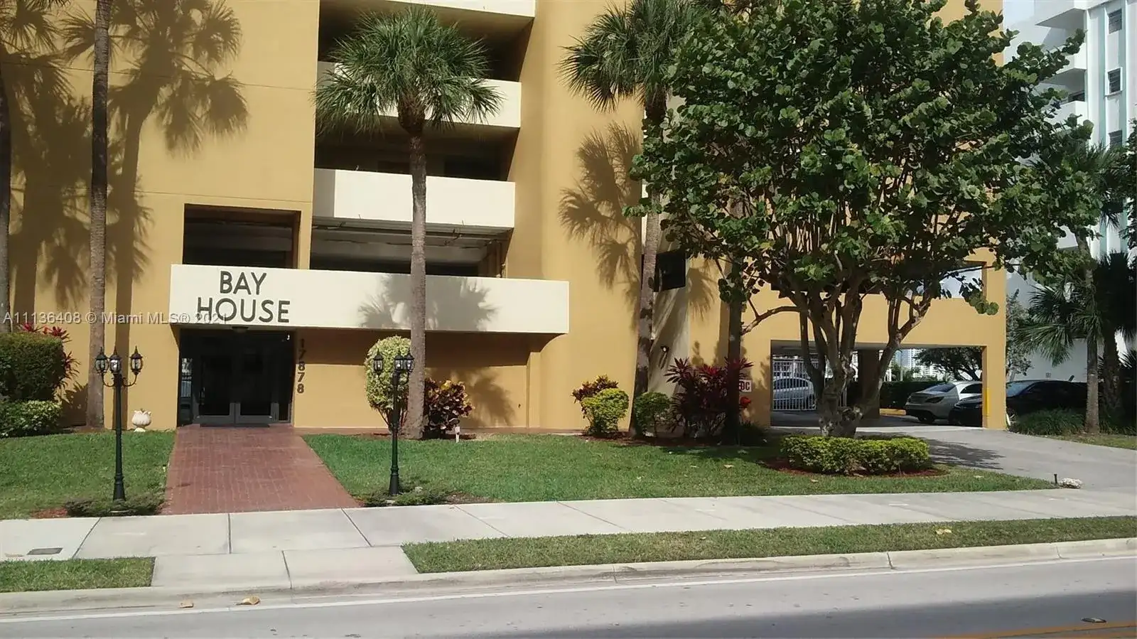 17878 N Bay Rd # 207, Sunny Isles Beach FL 33160 photo 5