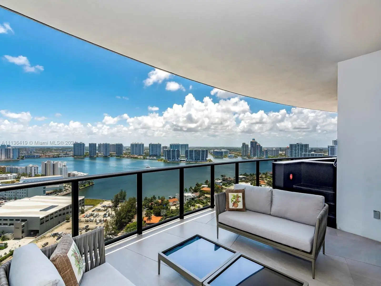 18555 Collins Ave # 2503, Sunny Isles Beach FL 33160
