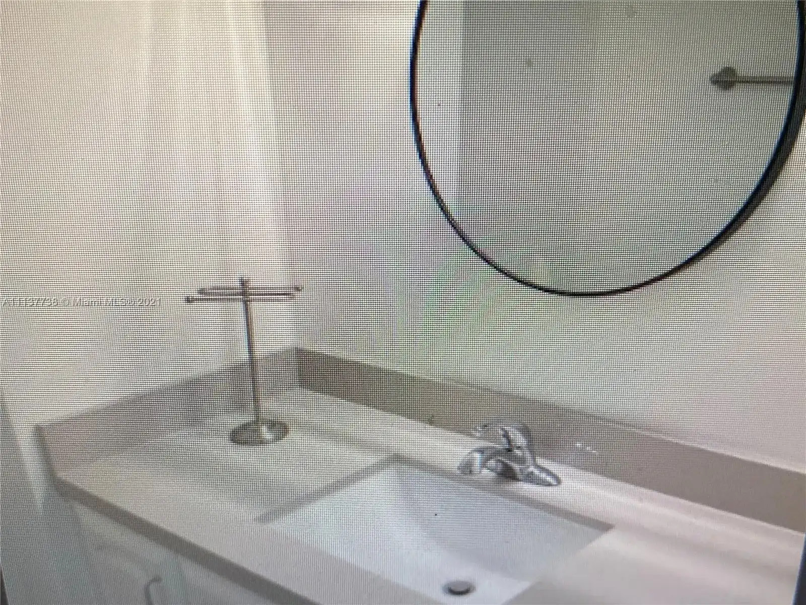 250 180th Dr # 304, Sunny Isles Beach FL 33160 photo 4