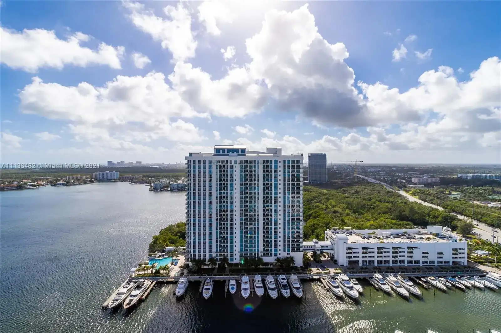 17301 Biscayne Blvd # 5, North Miami Beach FL 33160 photo 4