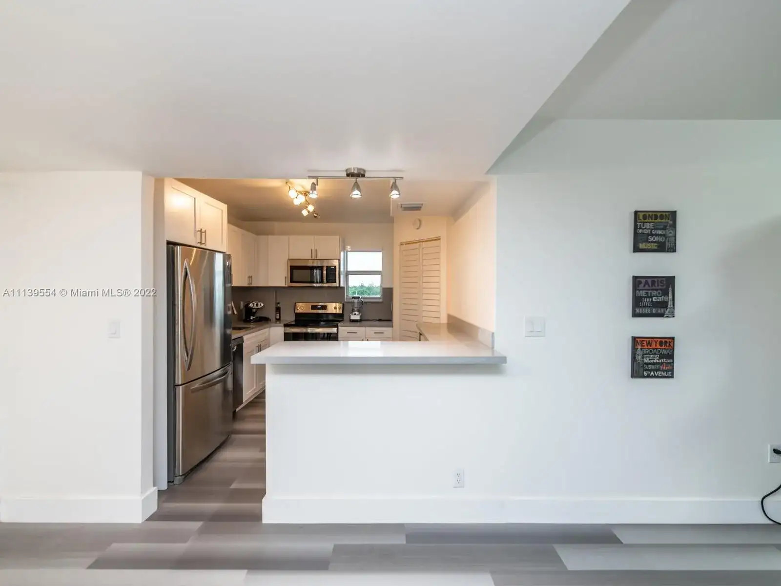 9273 Collins Ave # 309, Surfside FL 33154 photo 3