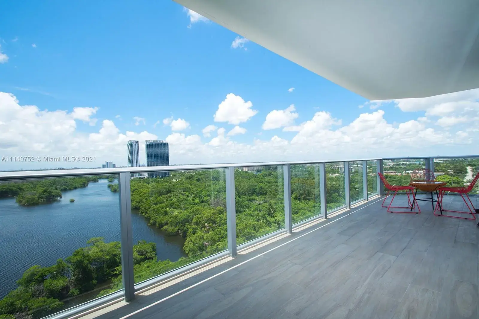 17111 Biscayne Blvd # 1202, North Miami Beach FL 33160