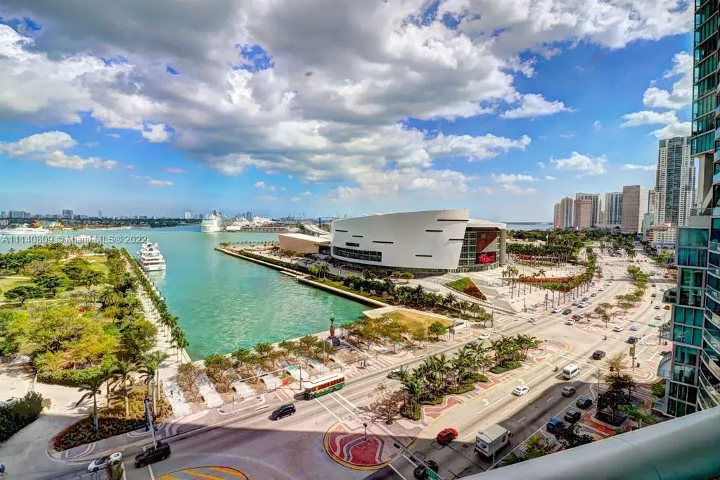 900 Biscayne Blvd # 1403, Miami FL 33132