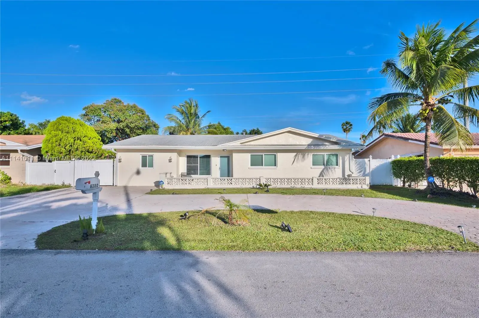 6380 NW 31st Way, Fort Lauderdale FL 33309