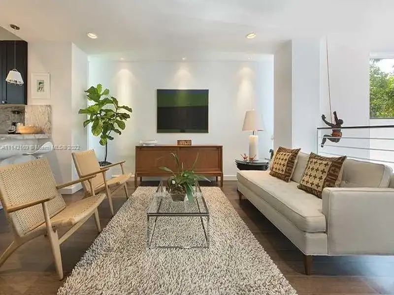 1600 Michigan Ave # 7, Miami Beach FL 33139 photo 4
