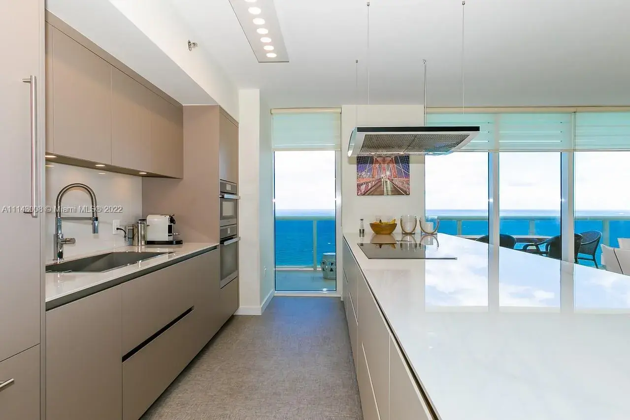 1830 S Ocean Dr # 2602, Hallandale Beach FL 33009