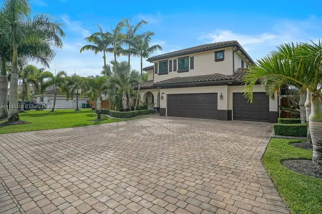 21046 SW 133rd Ct, Miami FL 33177 photo 2