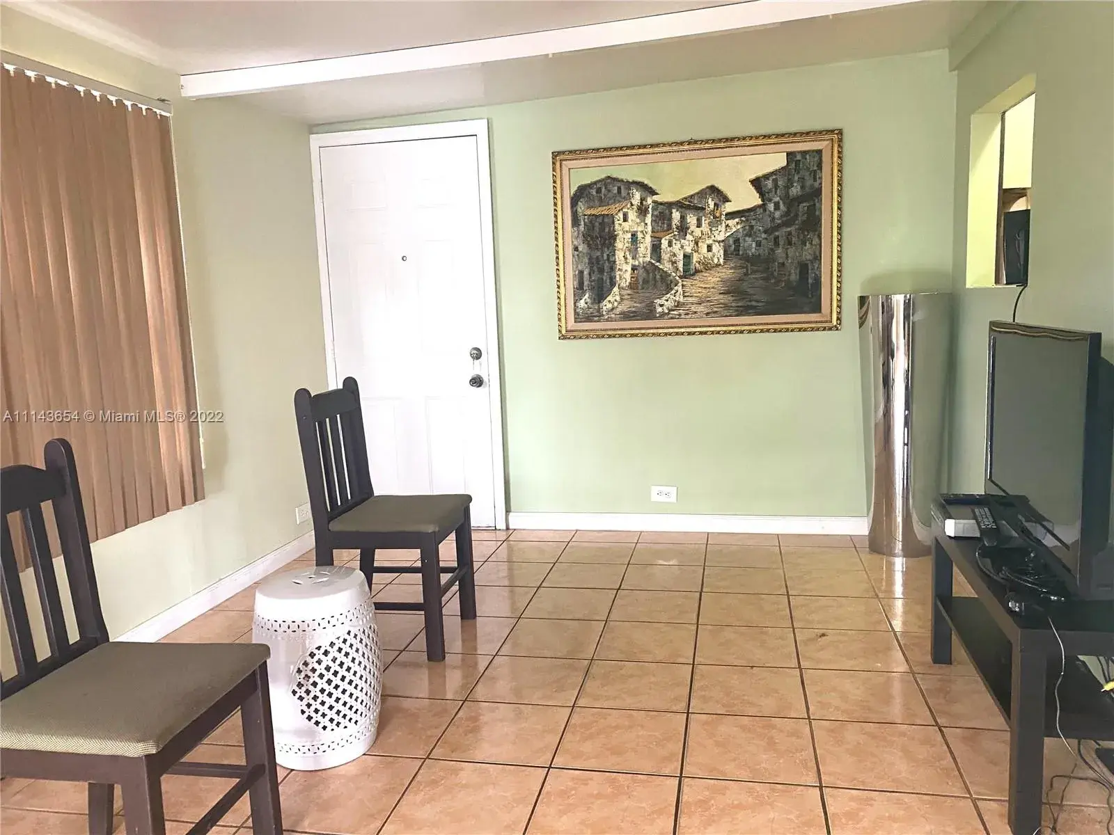 2775 W Okeechobee Rd, Hialeah FL 33010