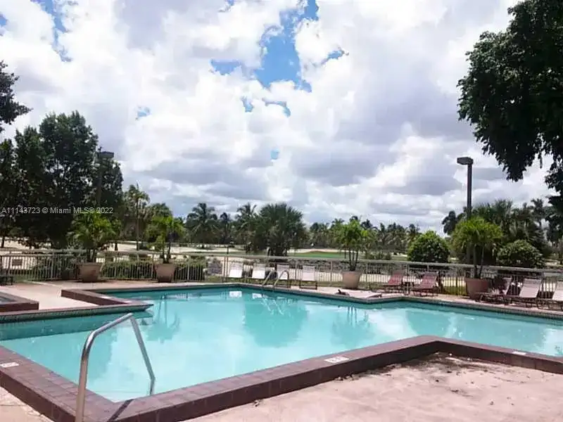 8290 Lake Dr # 302, Doral FL 33166 photo 5