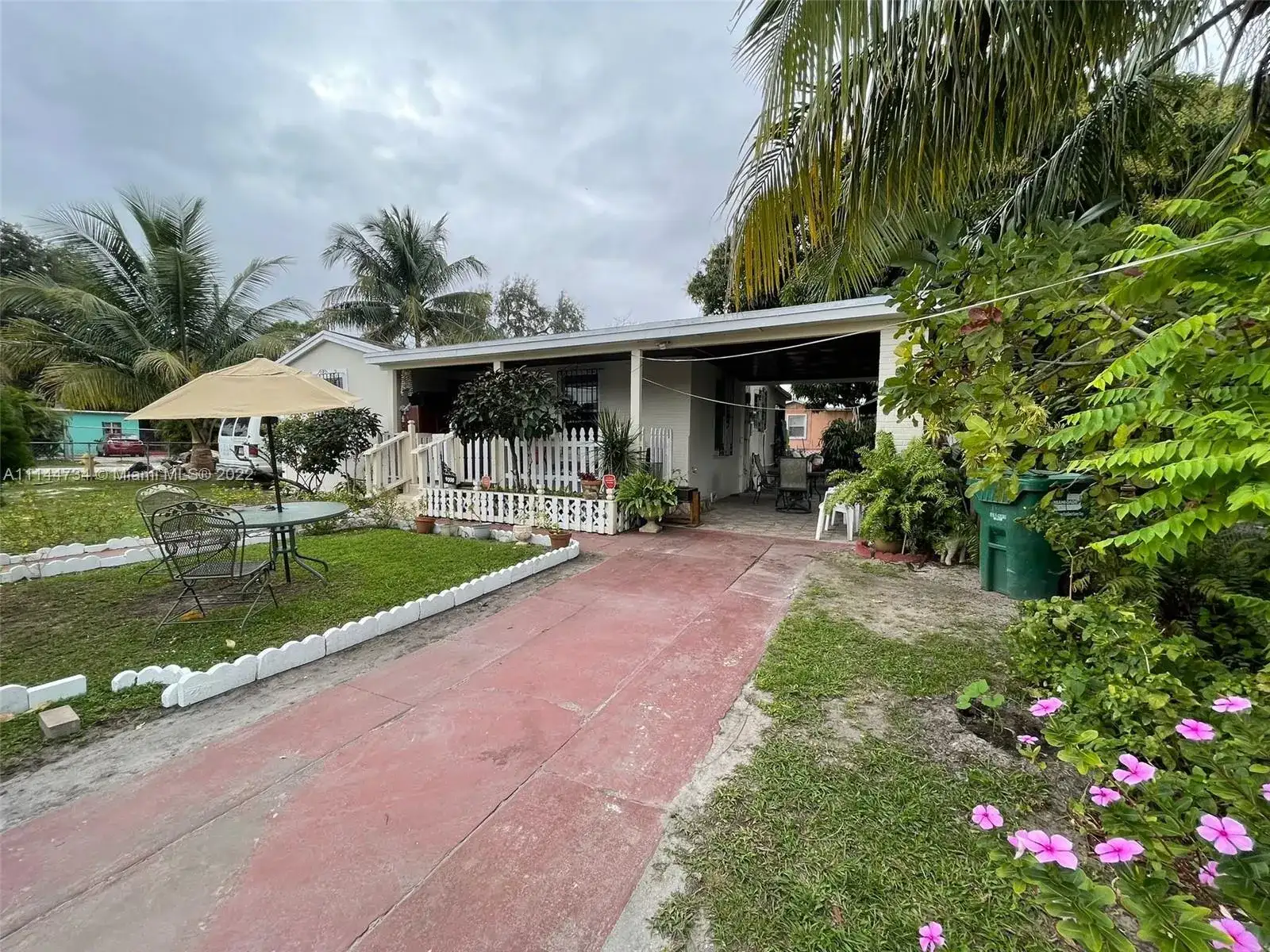 9000 NW 25th Ave, Miami FL 33147 photo 2