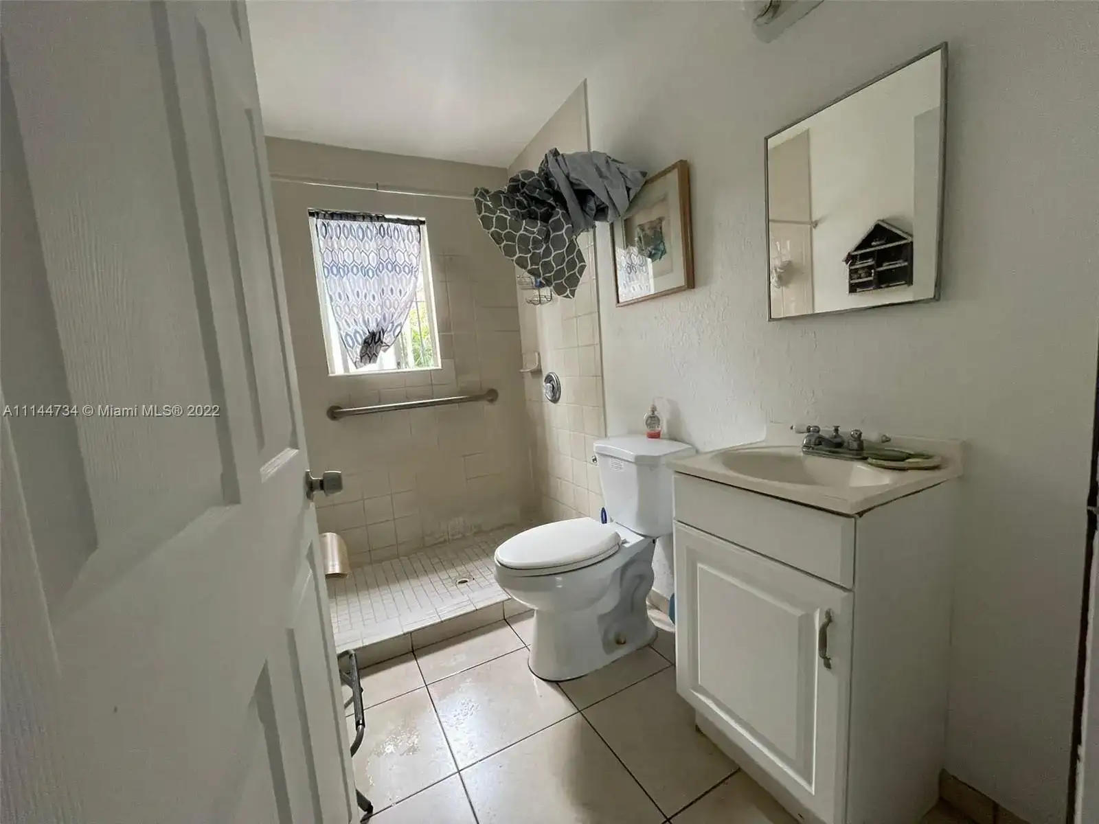9000 NW 25th Ave, Miami FL 33147 photo 5