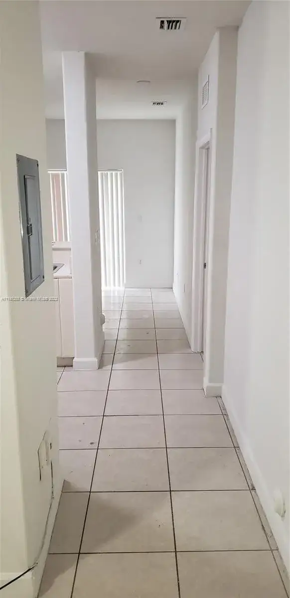 1666 SE 27 CT # 108, Florida City FL 33035 photo 3