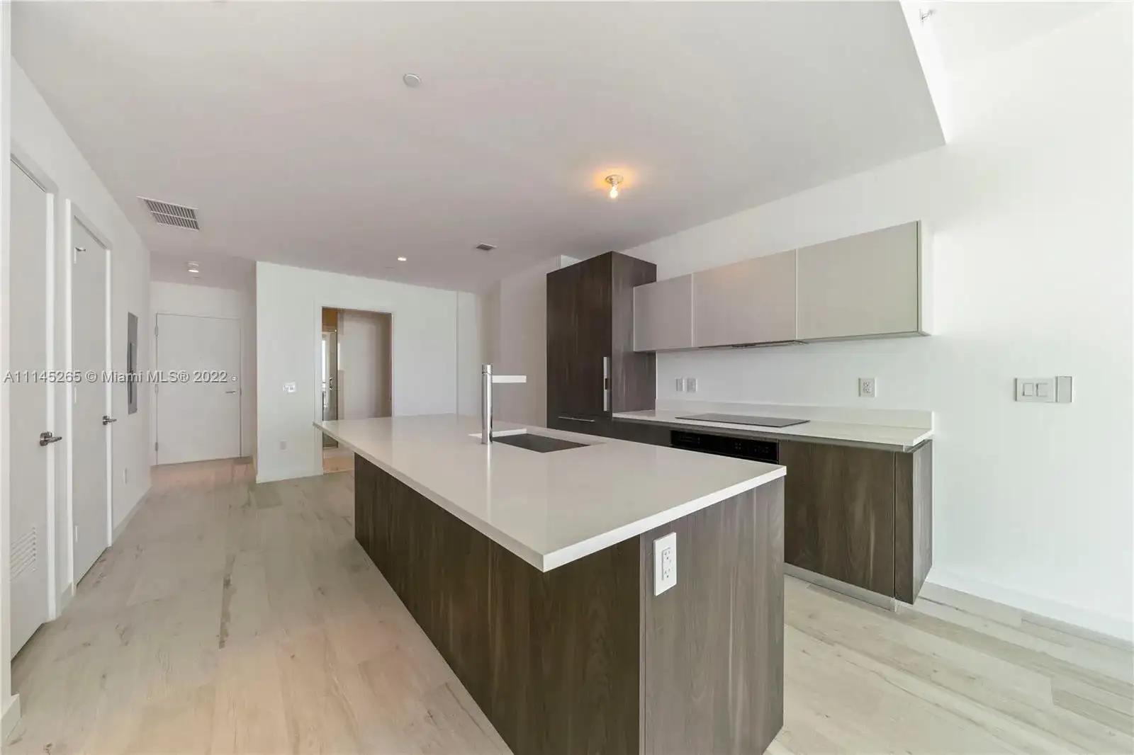 480 NE 31st St # 2202, Miami FL 33137 photo 4