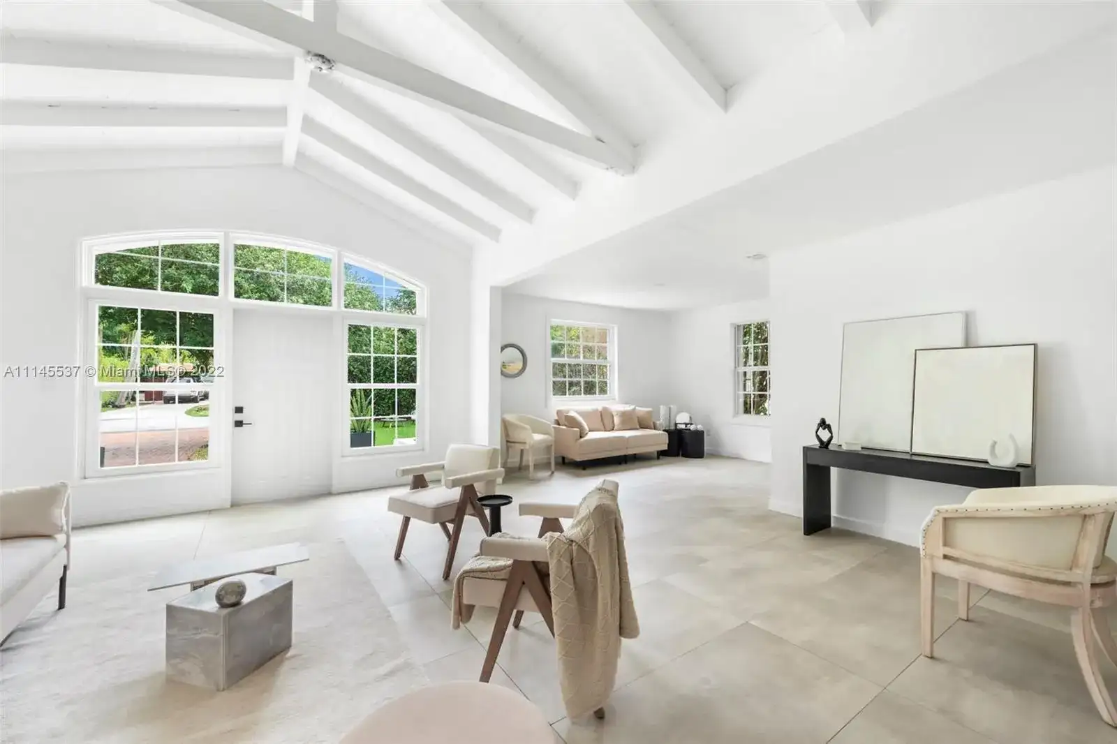 3144 Royal Palm Ave, Miami Beach FL 33140 photo 4