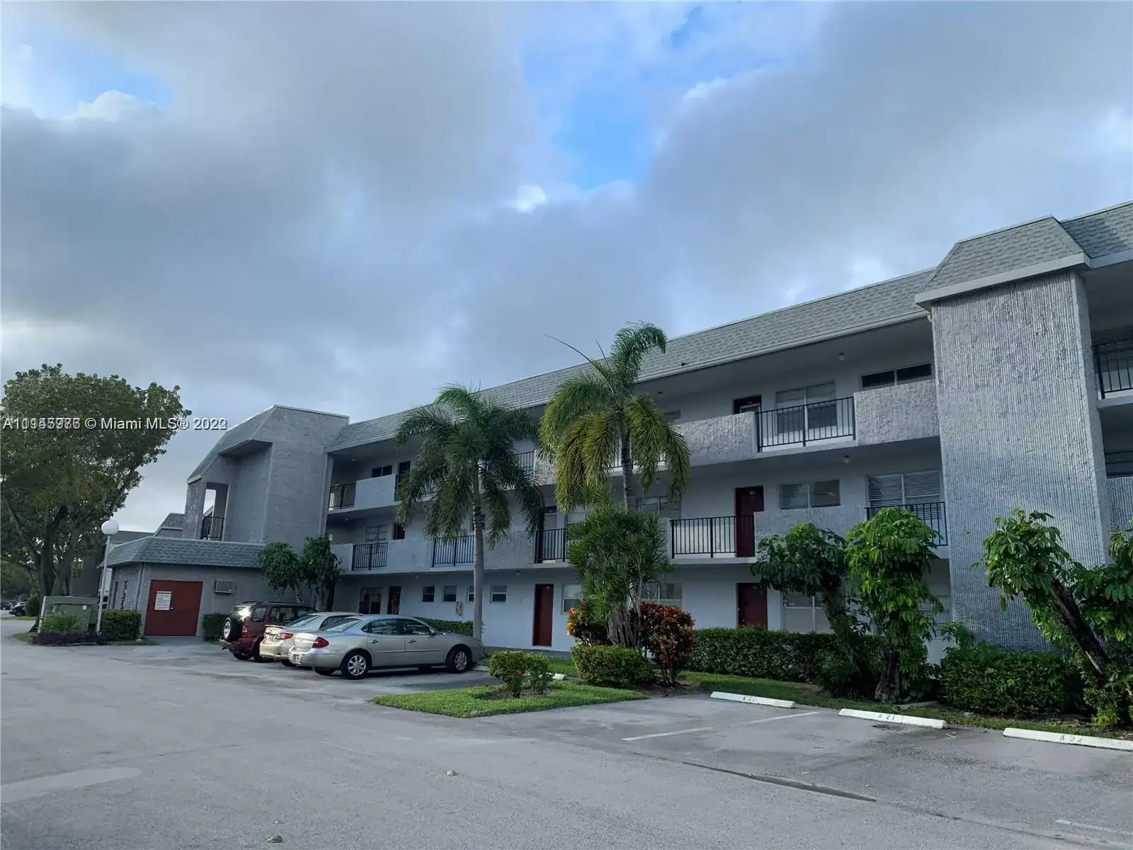 8105 NW 61st St # A111, Tamarac FL 33321 photo 2