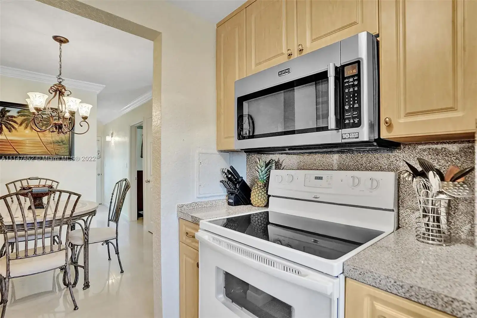 17090 NE 14th Ave # 206, North Miami Beach FL 33162 photo 4