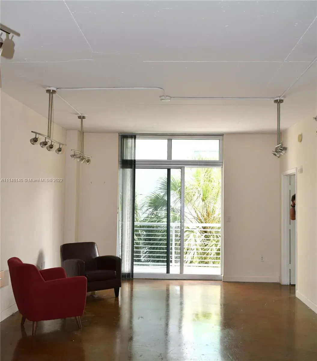 2001 Meridian Ave # 327, Miami Beach FL 33139