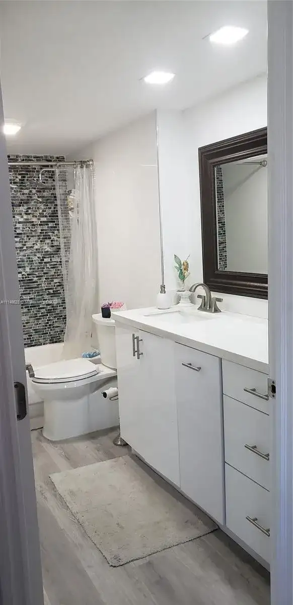 20335 W Country Club Dr # 2202, Aventura FL 33180 photo 4