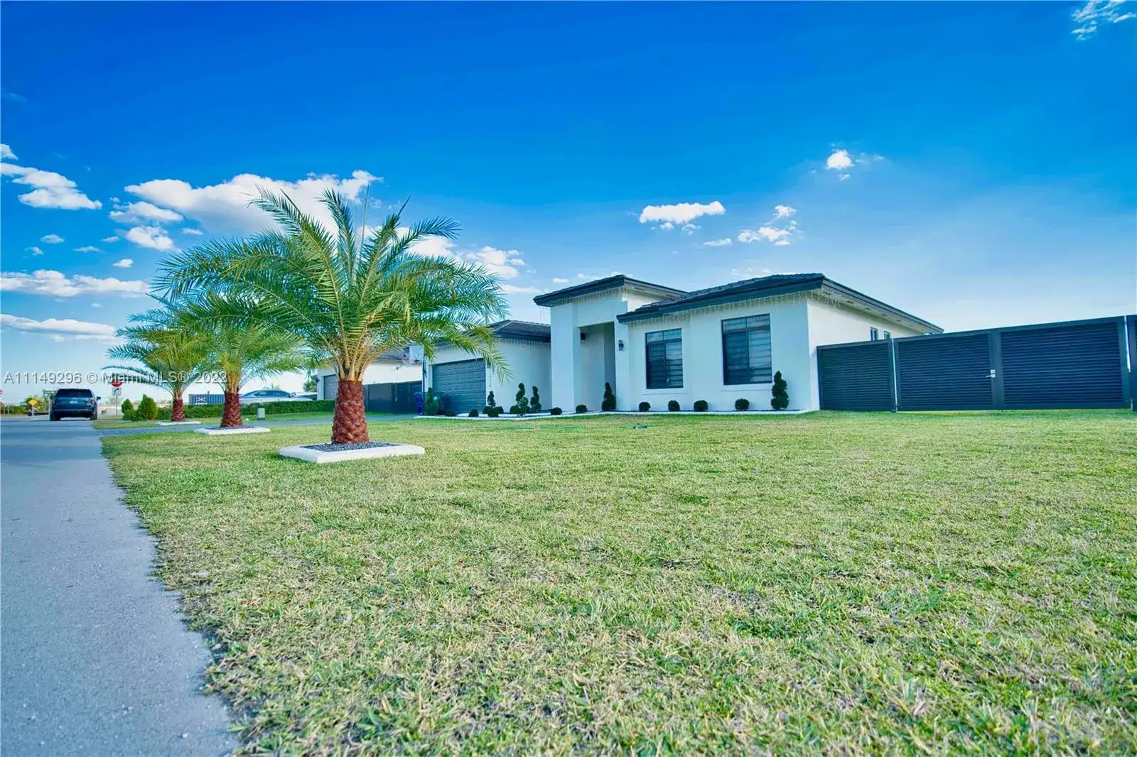 13218 SW 230th St, Miami FL 33170 photo 2