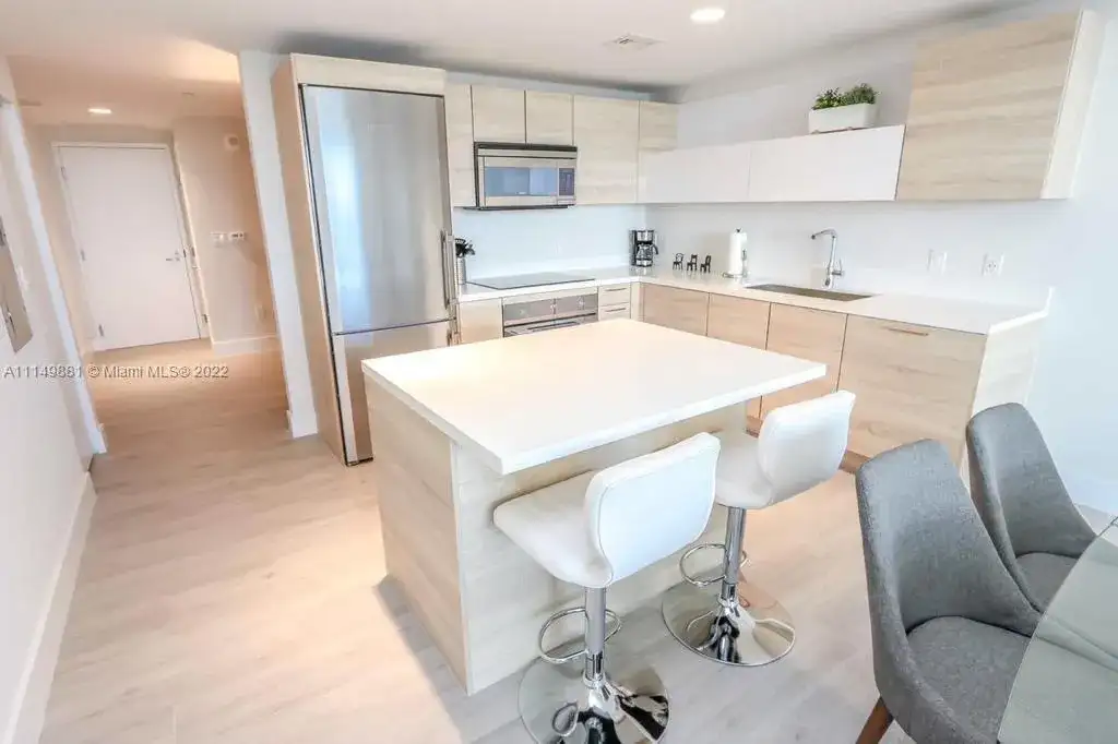 16385 Biscayne Blvd # 1218, North Miami Beach FL 33160 photo 5