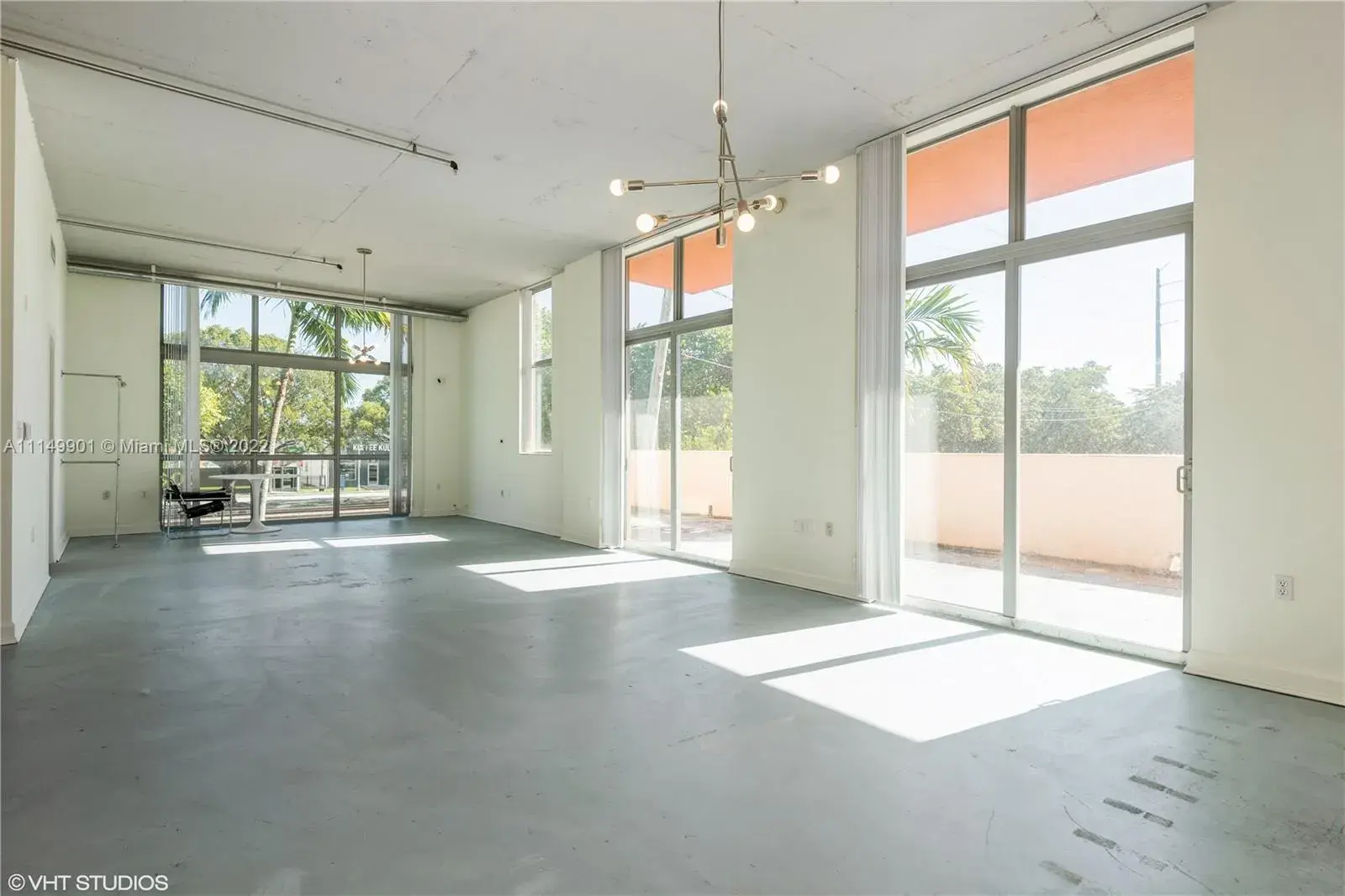 2100 Van Buren St # 206, Hollywood FL 33020
