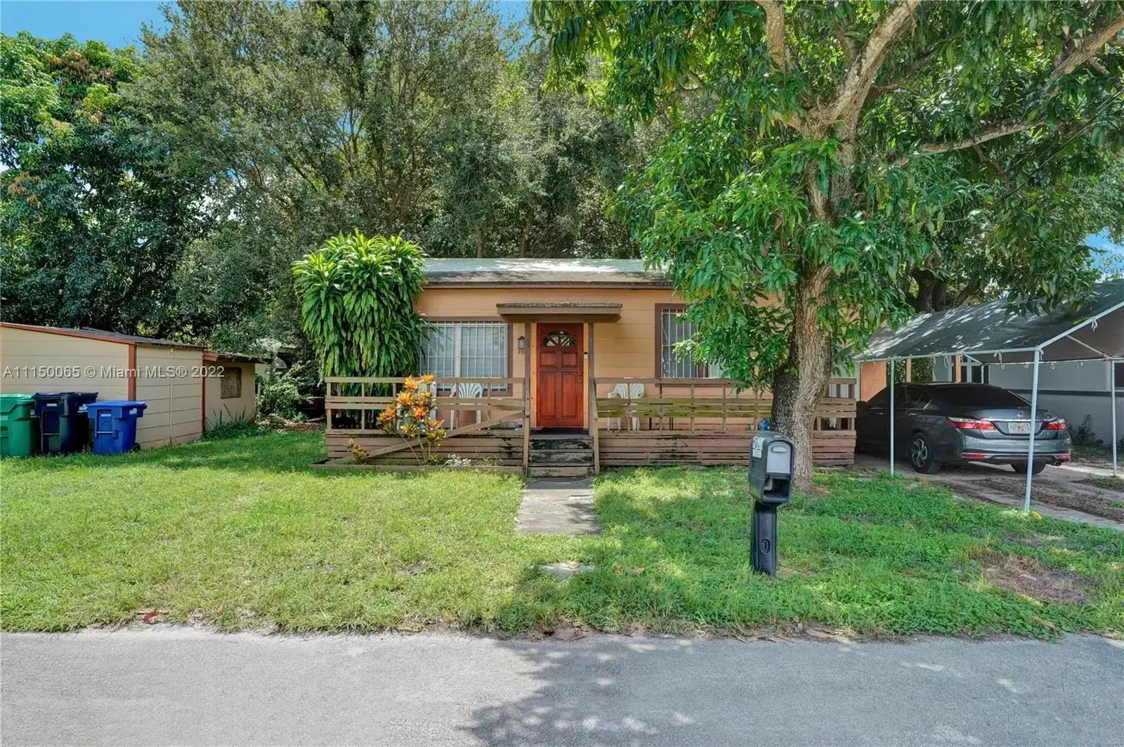 9210 NW 4th Ave, Miami FL 33150 photo 2