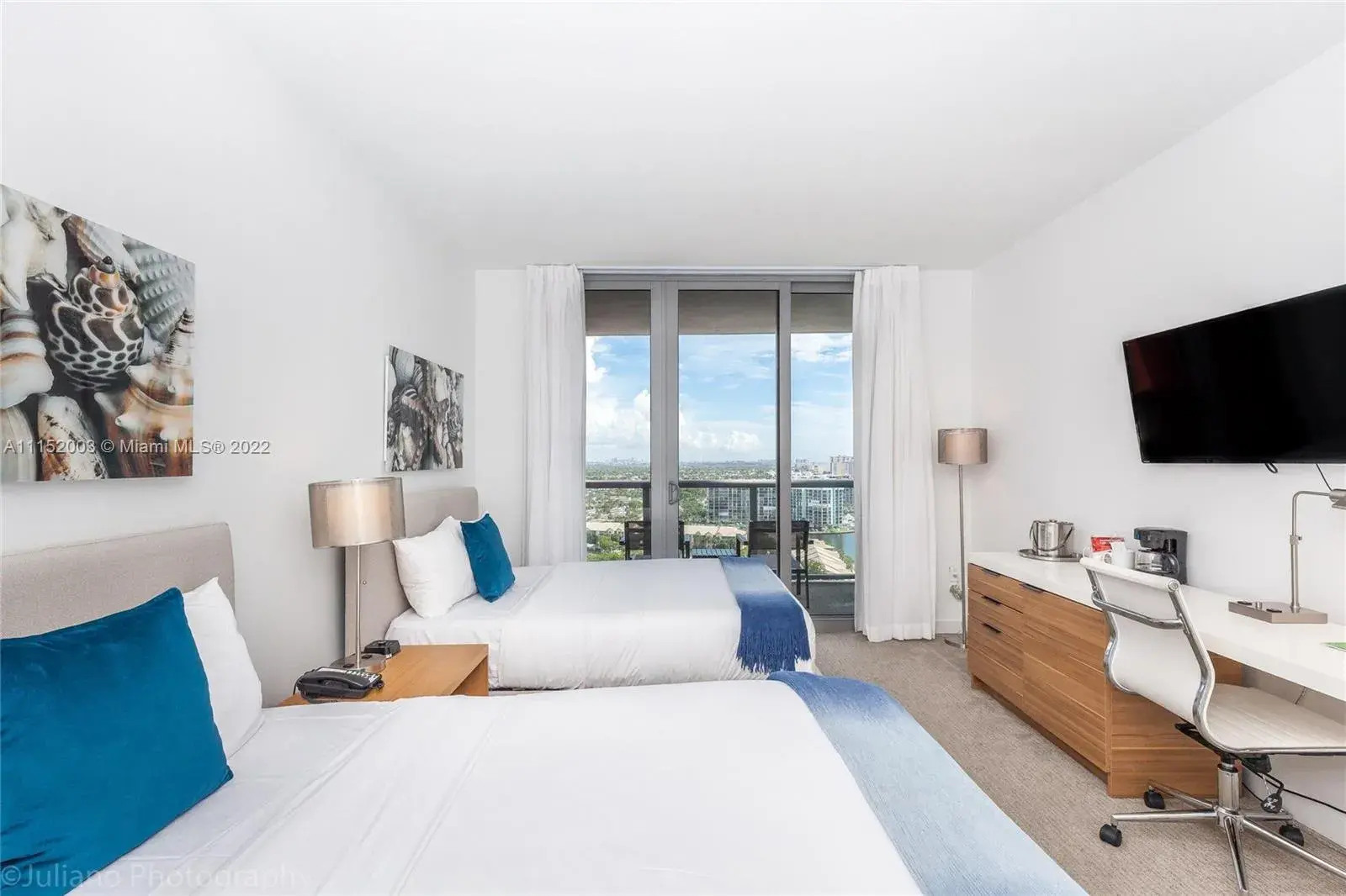2602 E Hallandale Beach Blvd # R2306, Hallandale Beach FL 33009