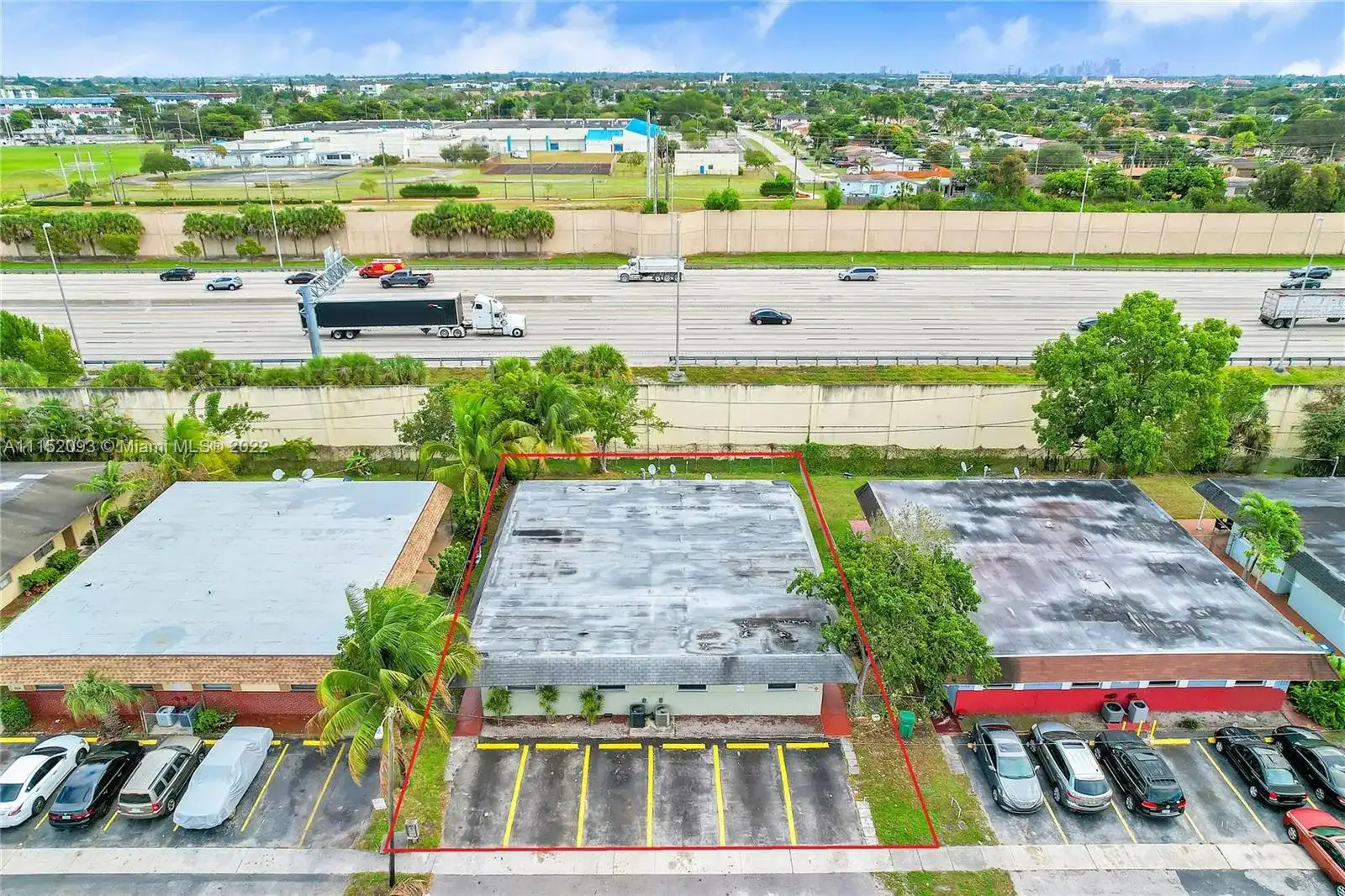 1840 NW 52nd Ave, Lauderhill FL 33313