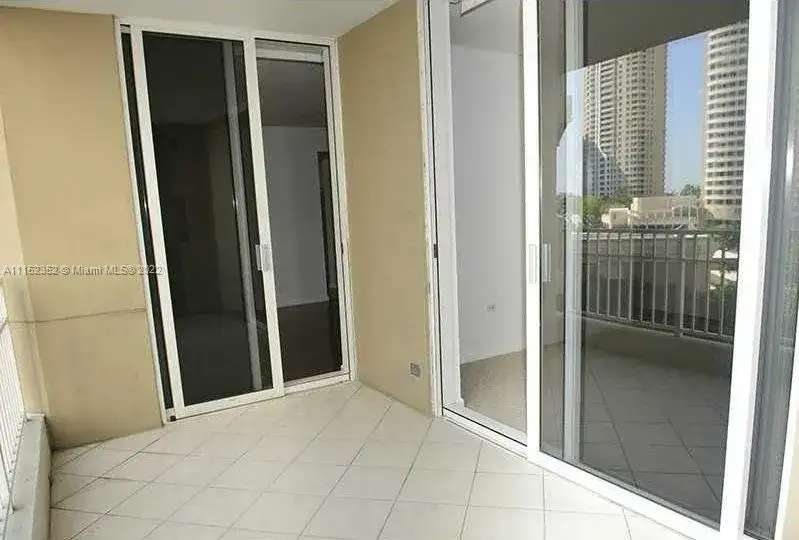 701 Brickell Key Blvd # 707, Miami FL 33131 photo 2