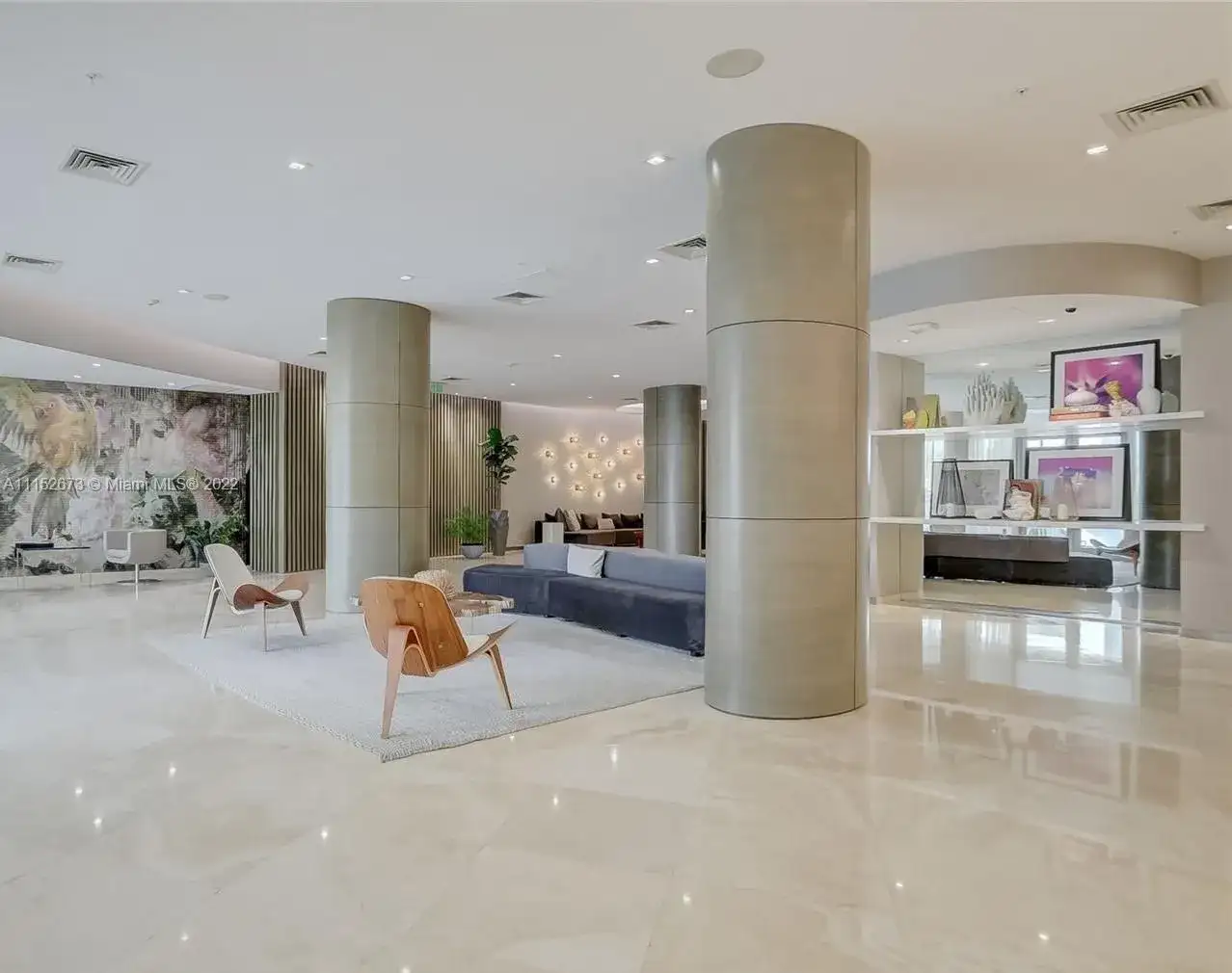 10275 Collins Ave # 1523, Bal Harbour FL 33154 photo 2