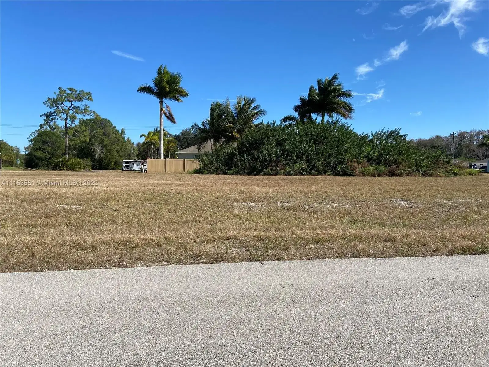 4209 NE 23rd PL, Cape Coral FL 33909 photo 2