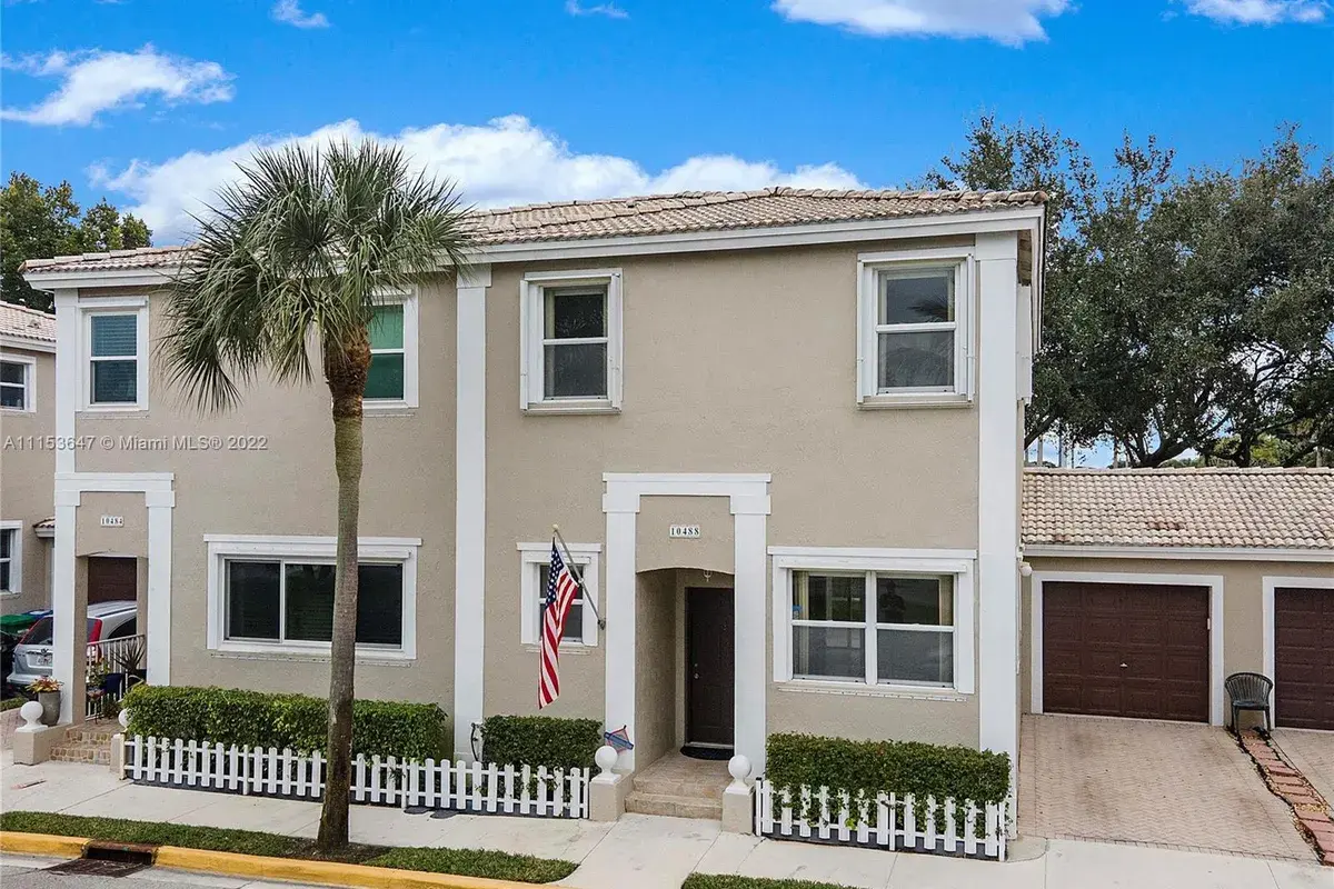 10488 NW 56th Dr, Coral Springs FL 33076