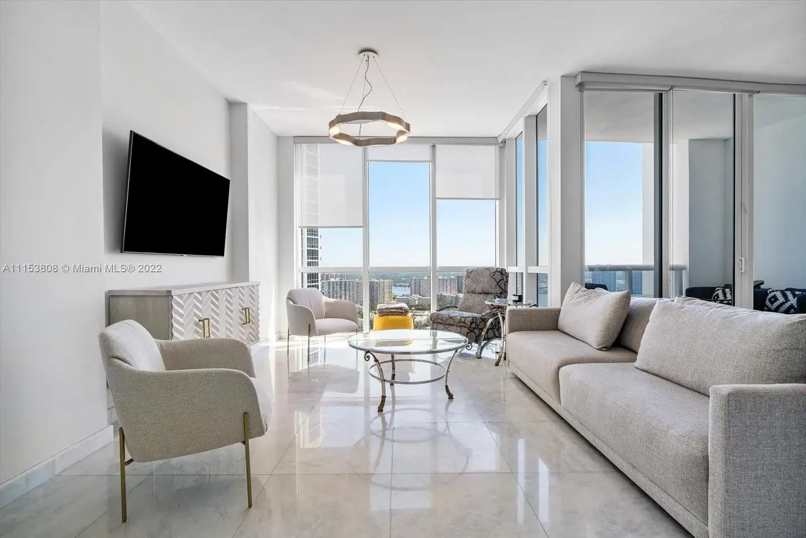 18201 Collins Ave # 4207, Sunny Isles Beach FL 33160 photo 2