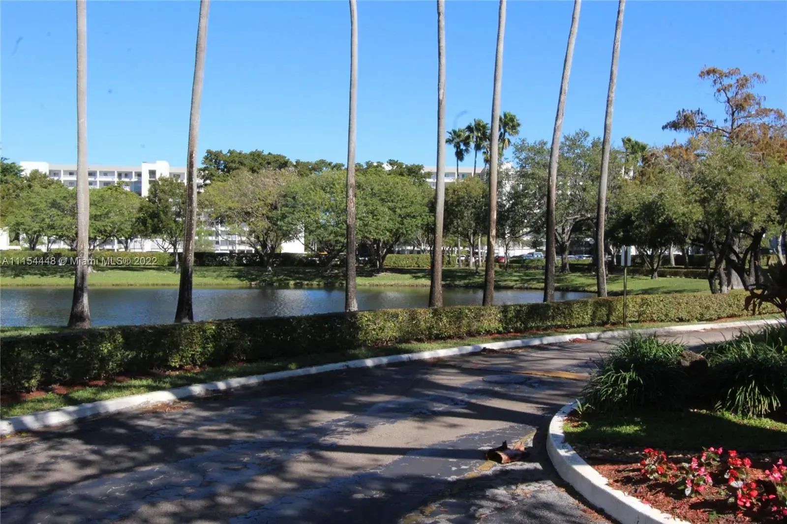 2221 Cypress Island Dr # 702, Pompano Beach FL 33069