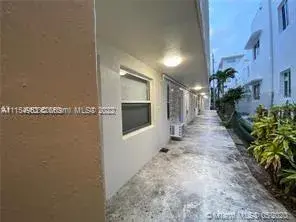 919 Michigan Ave # 9, Miami Beach FL 33139