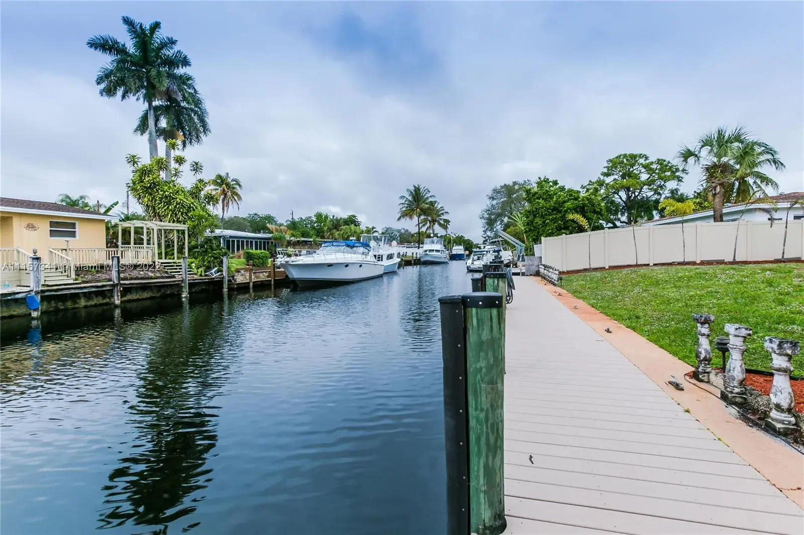 1831 SW 23rd Ave, Fort Lauderdale FL 33312