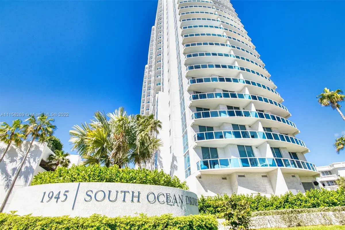 1945 S Ocean Dr # 1714, Hallandale Beach FL 33009
