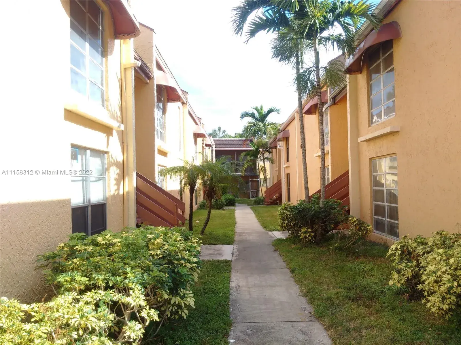 4517 Treehouse Ln # B, Tamarac FL 33319