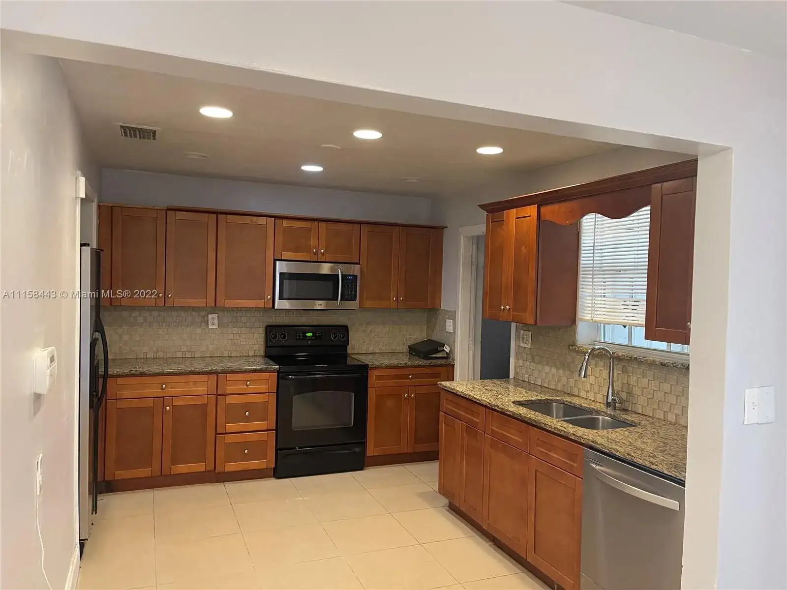 4841 NW 13th Ct, Lauderhill FL 33313 photo 5