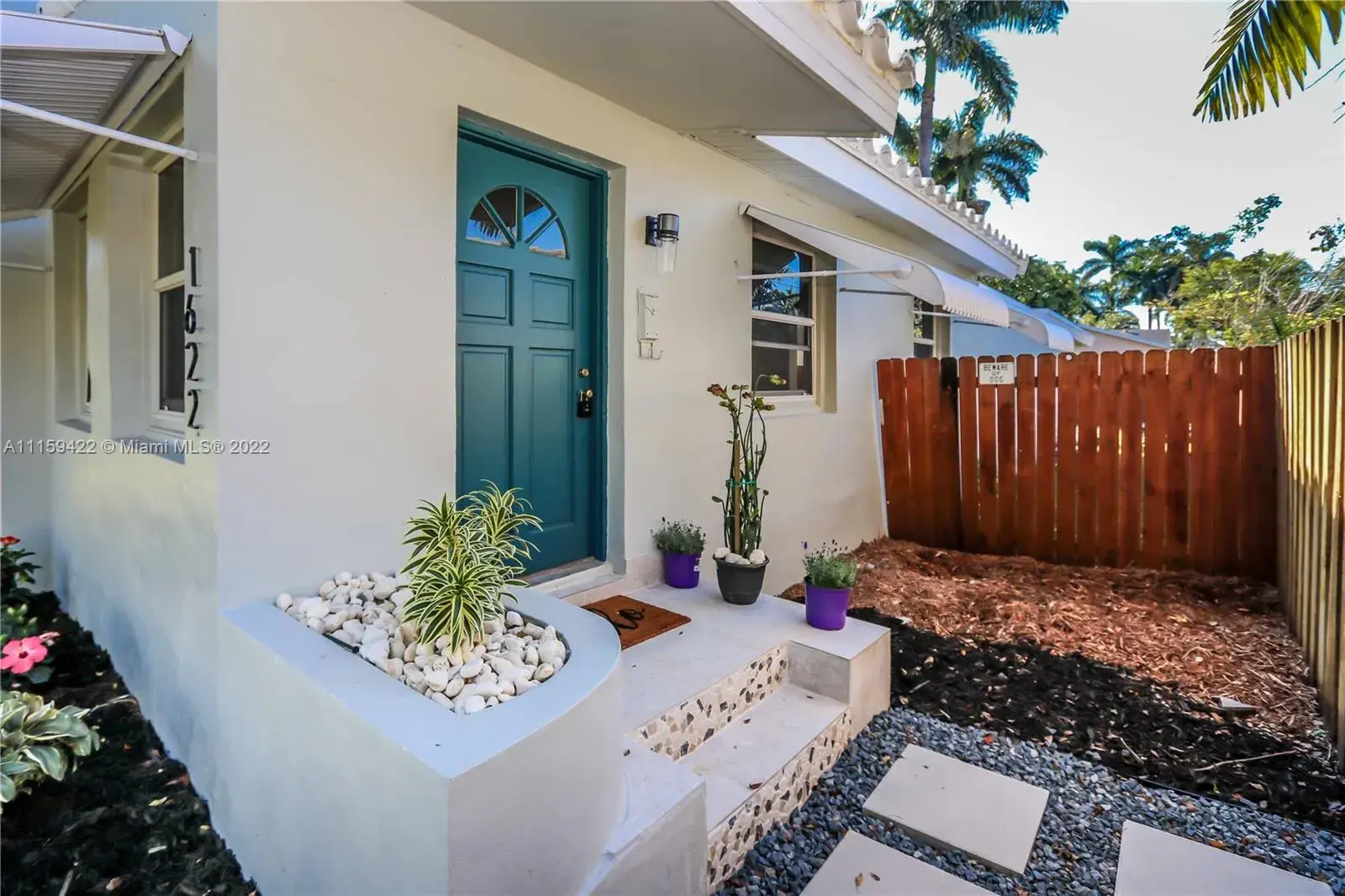 1622 Wiley St, Hollywood FL 33020