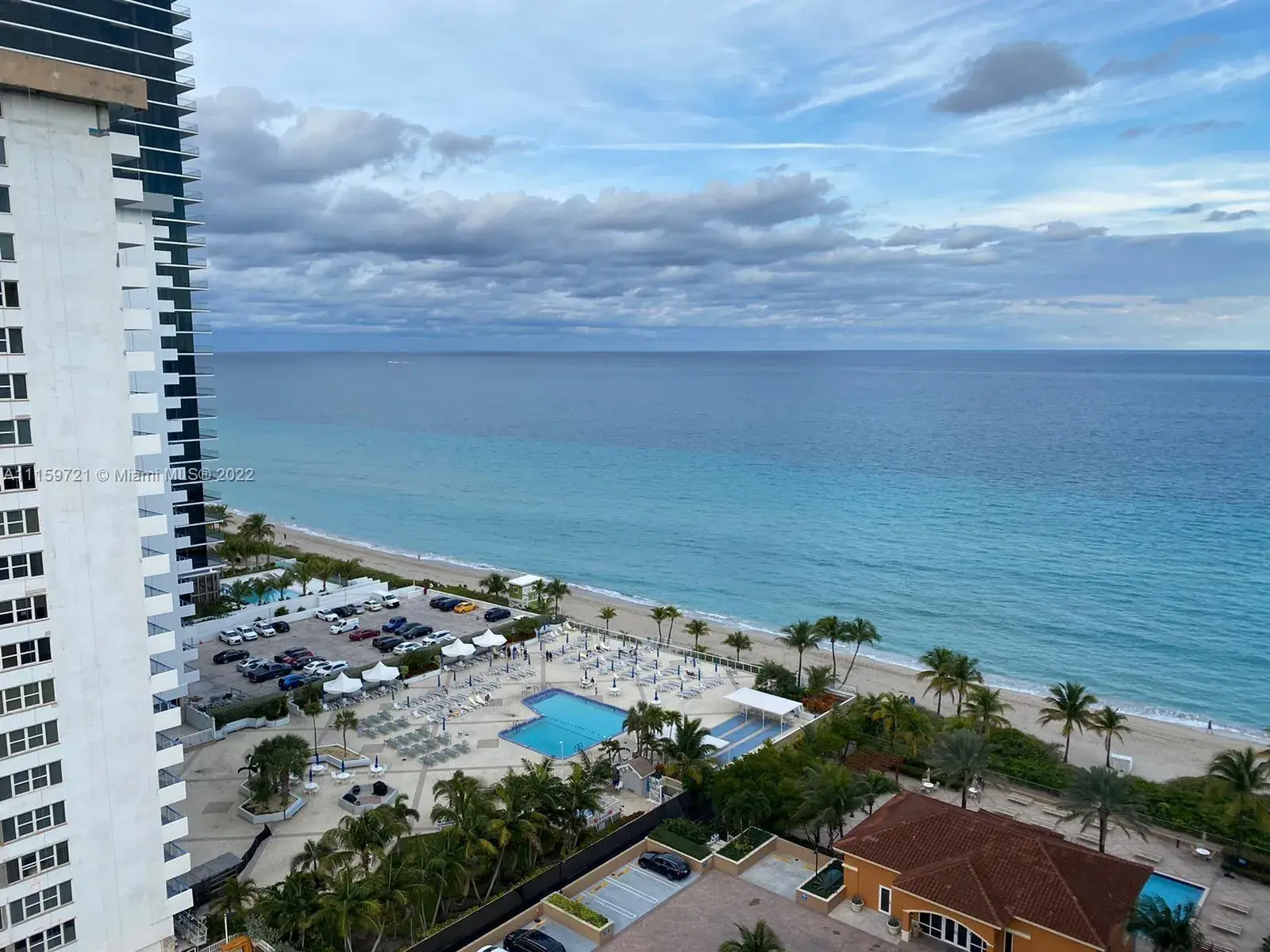 2080 S Ocean Dr # 1702, Hallandale Beach FL 33009