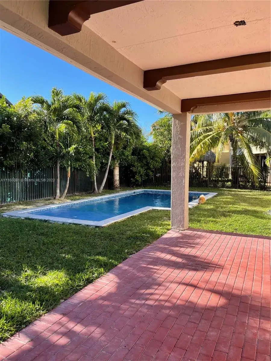 7408 SW 189th St, Cutler Bay FL 33157 photo 3