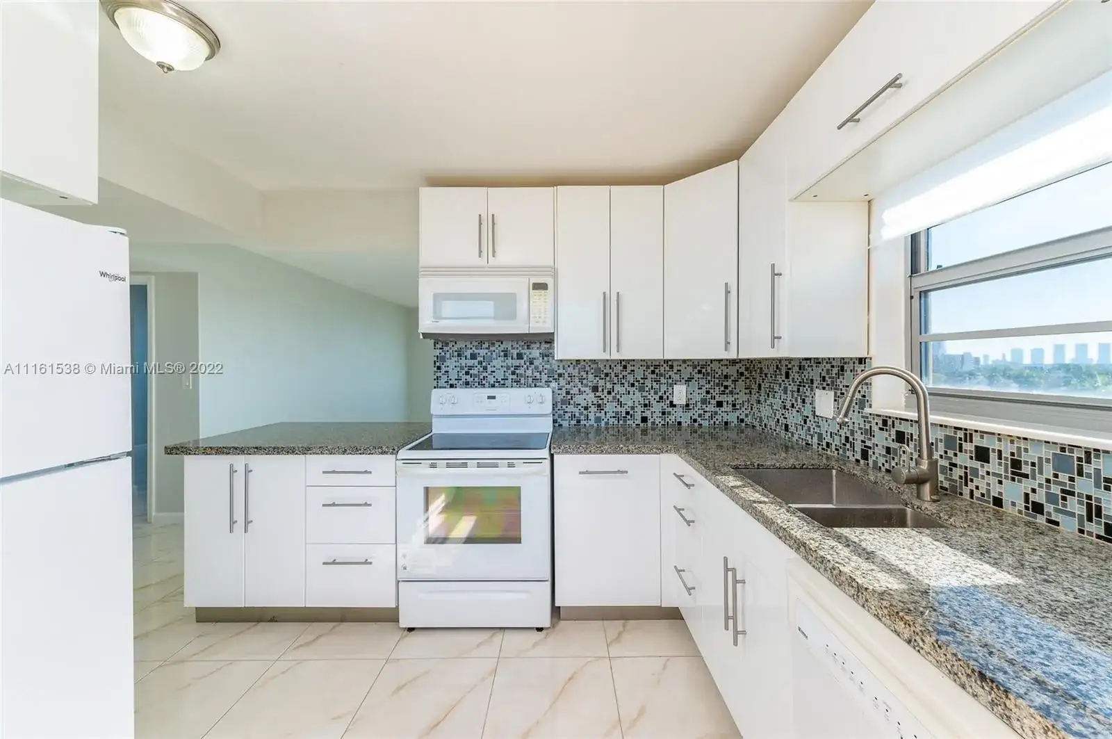 16400 NE 17th Ave # 703, North Miami Beach FL 33162 photo 2