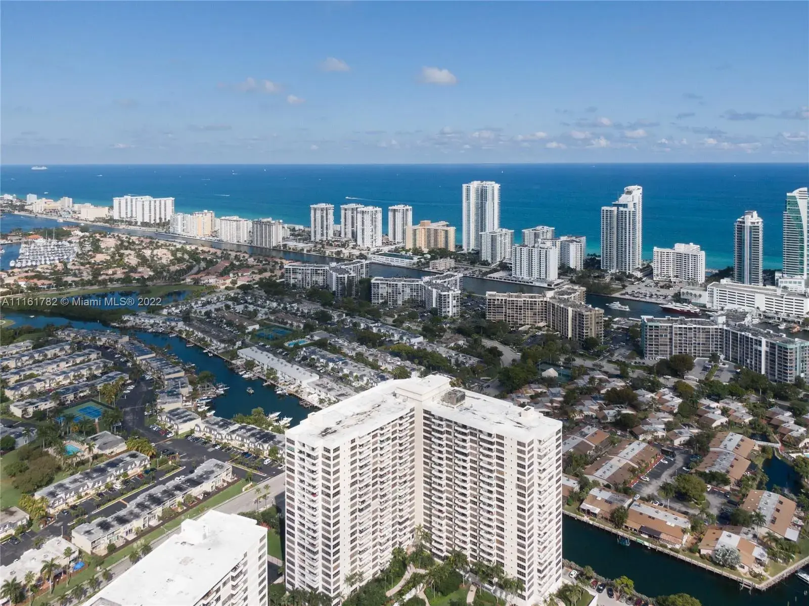 2500 PARKVIEW DR # 417, Hallandale Beach FL 33009