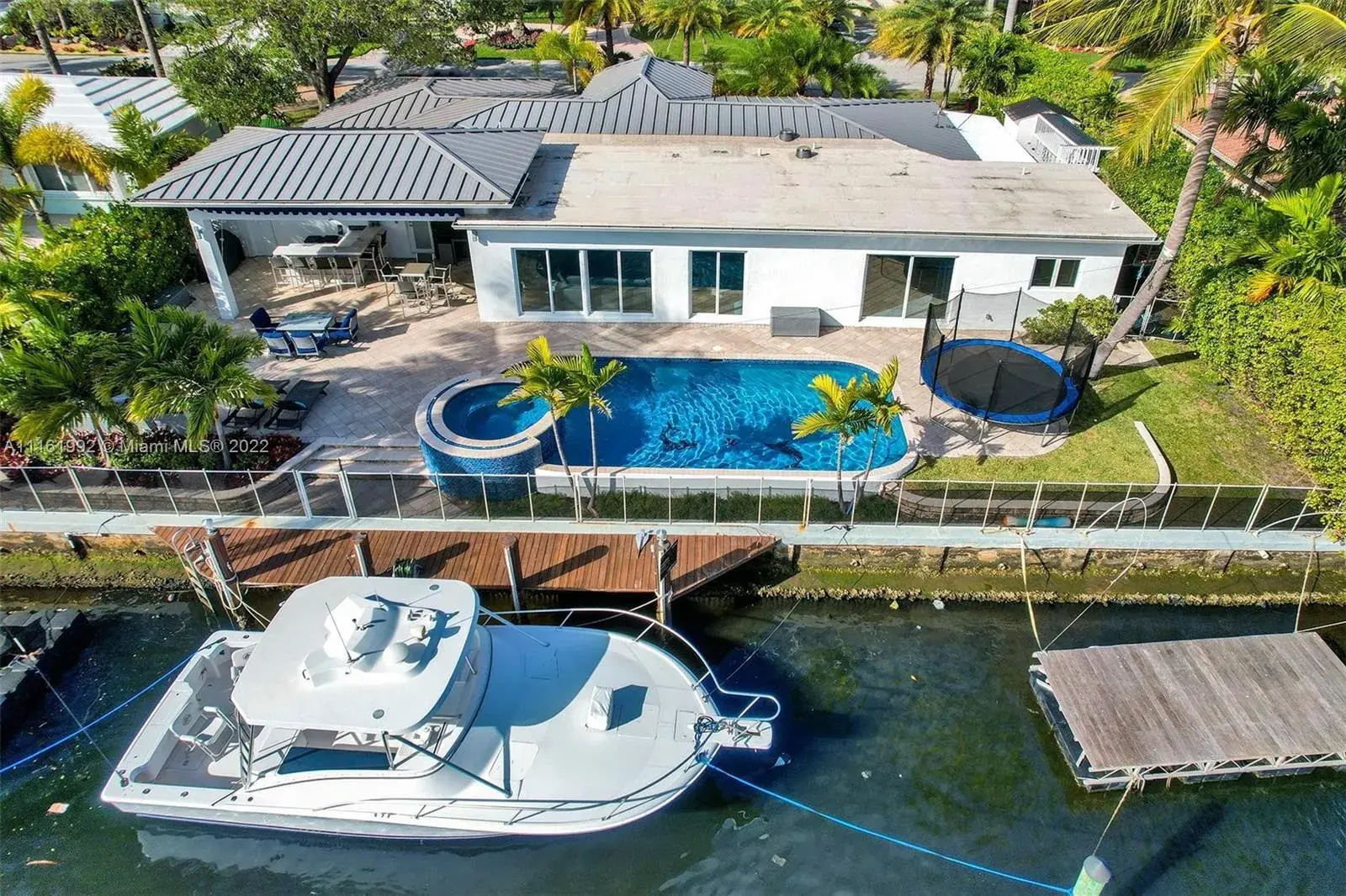 2816 NE 24th Pl, Fort Lauderdale FL 33305