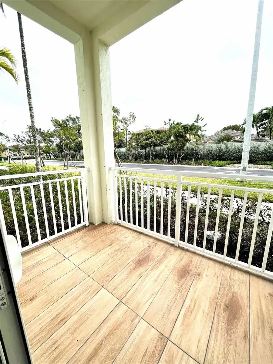 10950 NW 82nd St # 113, Doral FL 33178 photo 2