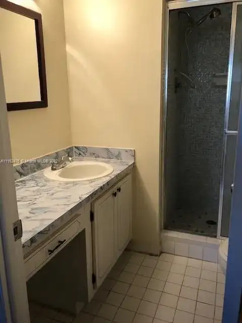 8515 Sunrise Lakes Blvd # 111, Sunrise FL 33322 photo 4