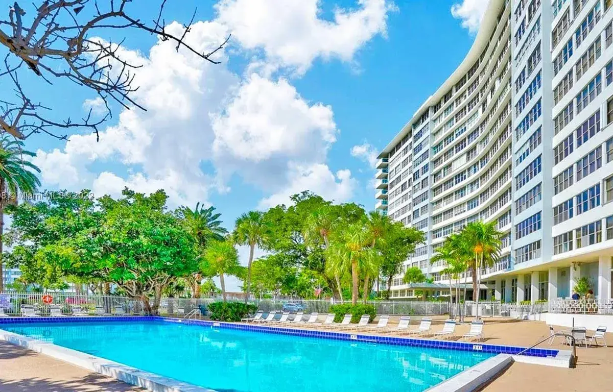 7441 Wayne Ave # 2H, Miami Beach FL 33141